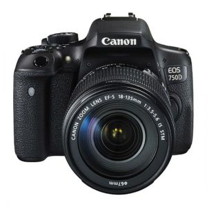 Canon EOS 750D kit (18-135 mm)